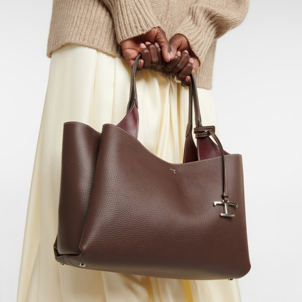 Tod’s Medium T-Logo Brown Leather Tote Bag